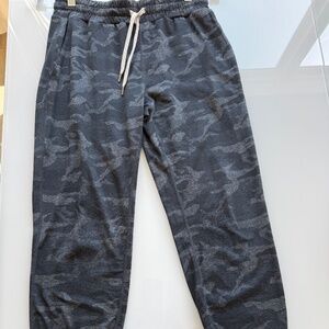 Vuori Performance Joggers